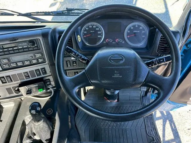 日野 プロフィア QKG-FS1AKAA(6x4)の写真25