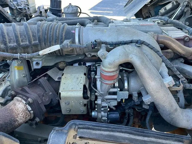 日野 プロフィア QKG-FS1AKAA(6x4)の写真40