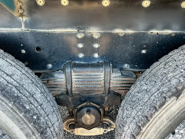 日野 プロフィア QKG-FS1AKAA(6x4)の写真43