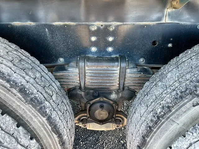 日野 プロフィア QKG-FS1AKAA(6x4)の写真44