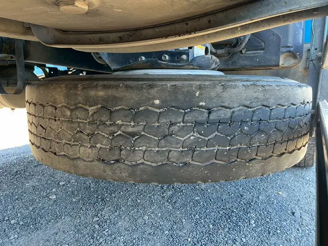 日野 プロフィア QKG-FS1AKAA(6x4)の写真48