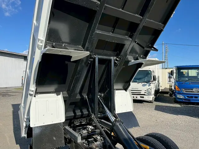 三菱 キャンター 2RG-FBA60(未入力/関係無)の写真13