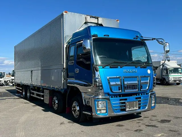 H27-ギガ・アルミウイング★ハイルーフ!★8×4!4軸低床2デフ!|いすゞ ギガ QKG-CYJ77A(8x4)の写真4