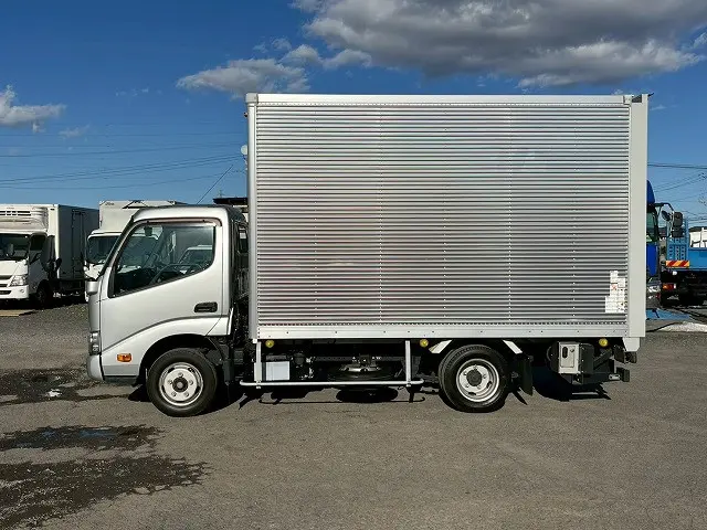 ★6速MT!★5トン限定・準中型免許!★R2-デュトロ・アルミバンPG|日野 デュトロ 2RG-XZC645M(未入力/関係無)の写真9