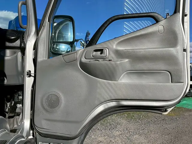 日野 デュトロ 2RG-XZC645M(未入力/関係無)の写真21