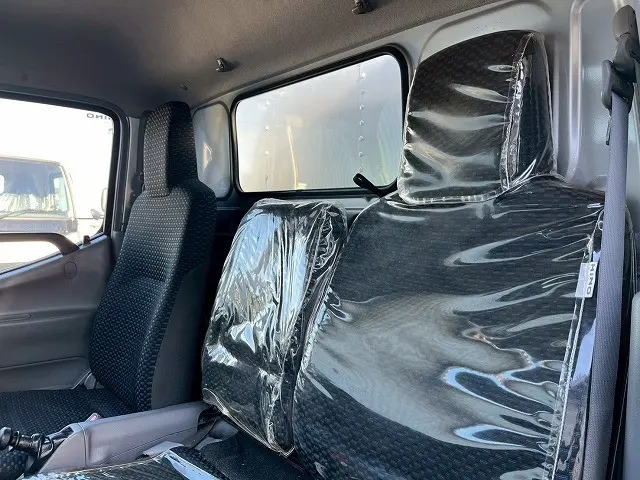 日野 デュトロ 2RG-XZC645M(未入力/関係無)の写真27