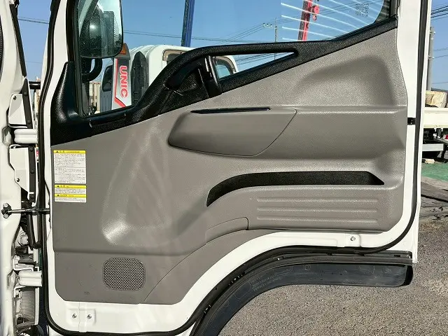 三菱 キャンター 2PG-FEB50(未入力/関係無)の写真21