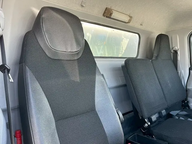 三菱 キャンター 2PG-FEB50(未入力/関係無)の写真23