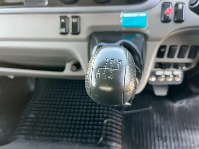 三菱 キャンター 2PG-FEB50(未入力/関係無)の写真37