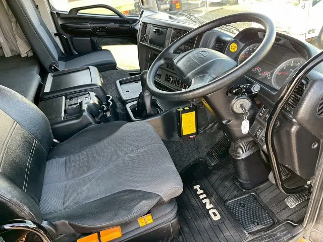 日野 プロフィア QKG-FS1EKDA(6x4)の写真20