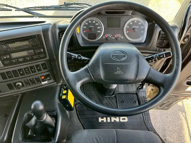 日野 プロフィア QKG-FS1EKDA(6x4)の写真27