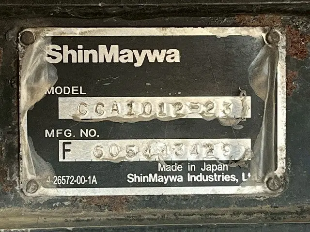 いすゞ ギガ QKG-CYZ77AM(6x4)の写真14