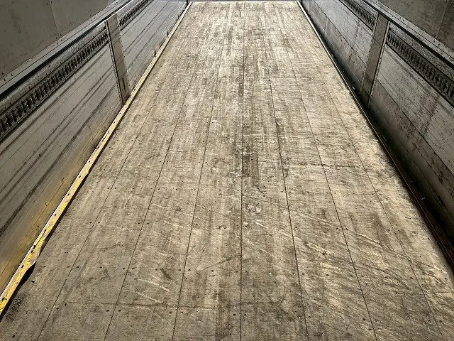 日野 プロフィア LKG-FW1EXBG(8x4)の写真14