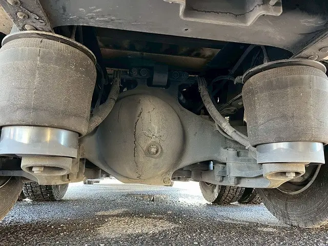 日野 プロフィア LKG-FW1EXBG(8x4)の写真41