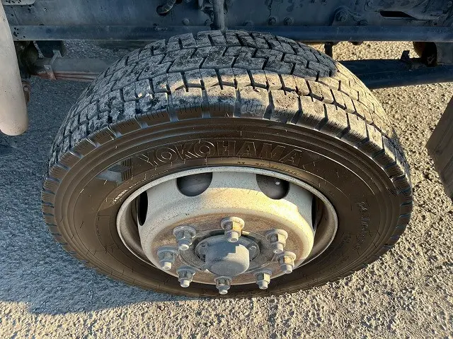 日野 プロフィア LKG-FW1EXBG(8x4)の写真46