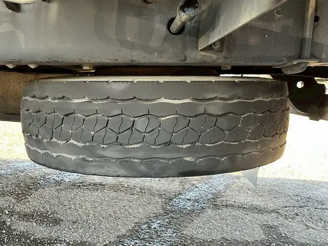 日野 プロフィア LKG-FW1EXBG(8x4)の写真48