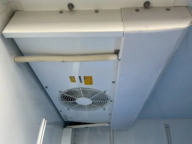 トヨタ ハイエースレジアス CBF-TRH200V(未入力/関係無)の写真15