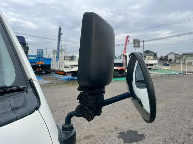 トヨタ ハイエースレジアス CBF-TRH200V(未入力/関係無)の写真41