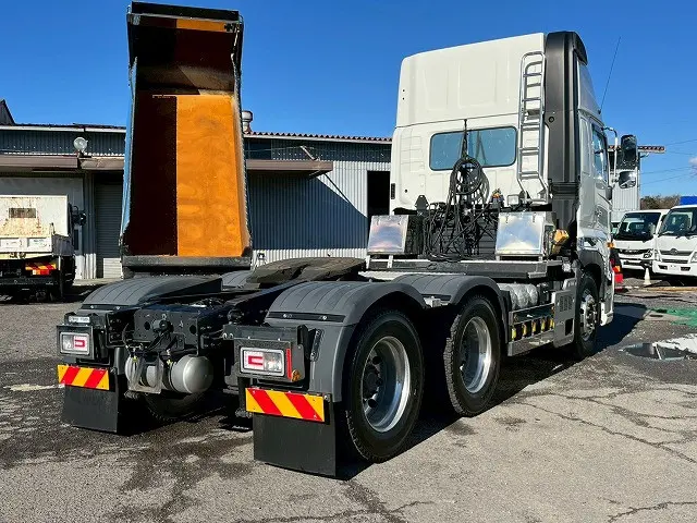 ブタ鼻電源コネクタ！後輪エアサス！R1-プロフィア・2デフヘッド|日野 プロフィア 2DG-SS1EKGG(6x4)の写真6