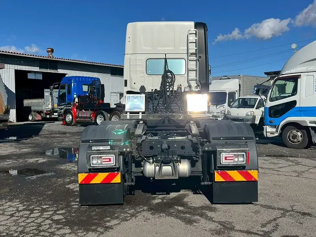 R1-プロフィア・2デフヘッド★車検付！令和8年9月迄★ハイルーフ|日野 プロフィア 2DG-SS1EKGG(6x4)の写真7