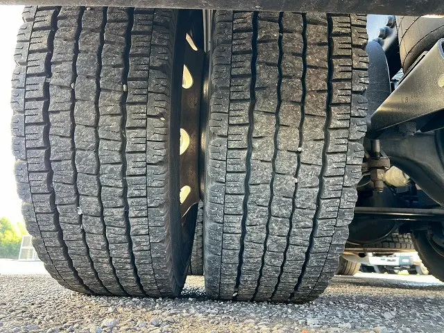 日野 プロフィア 2DG-SS1EKGG(6x4)の写真42