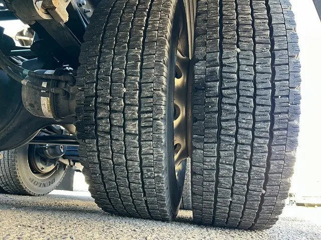 日野 プロフィア 2DG-SS1EKGG(6x4)の写真44