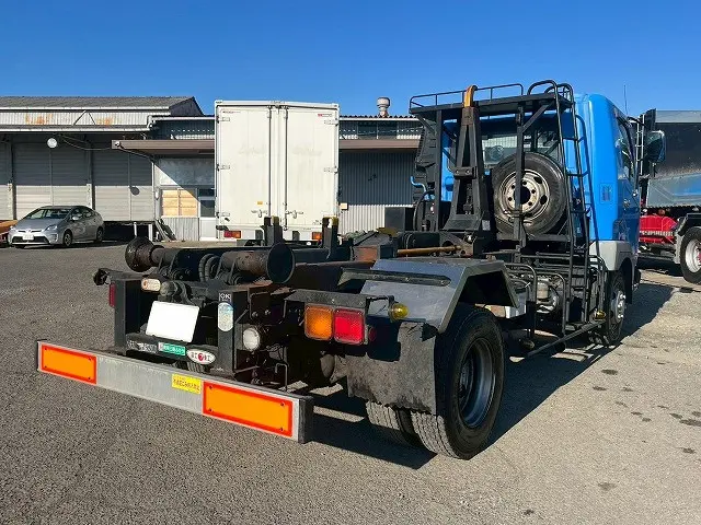 ★3.95トン積載！★210馬力！★6速MT車！H15-ファイター・脱着装置付コンテナ専用車|三菱 ファイター KK-FK71HE(未入力/関係無)の写真8