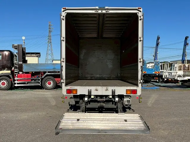 240馬力・ターボ！6速マニュアル車！H30-フォワード・アルミウイングPG|いすゞ フォワード 2RG-FRR90T2(未入力/関係無)の写真12