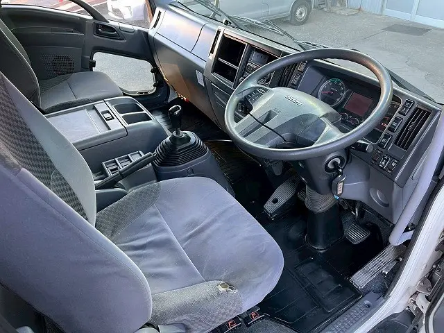 いすゞ フォワード 2RG-FRR90T2(未入力/関係無)の写真20