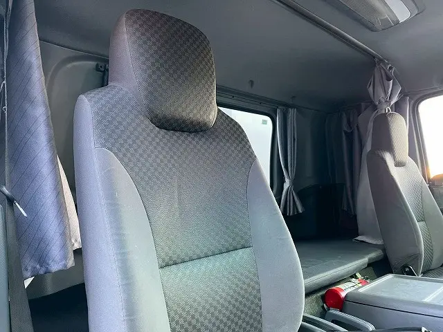 いすゞ フォワード 2RG-FRR90T2(未入力/関係無)の写真21