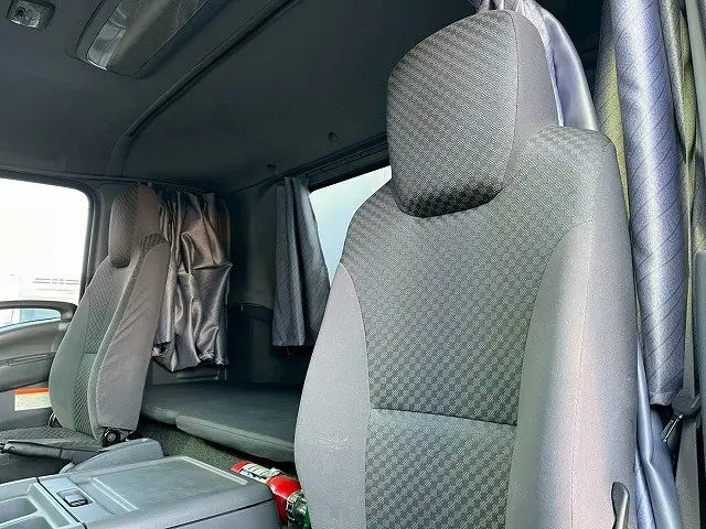 いすゞ フォワード 2RG-FRR90T2(未入力/関係無)の写真25