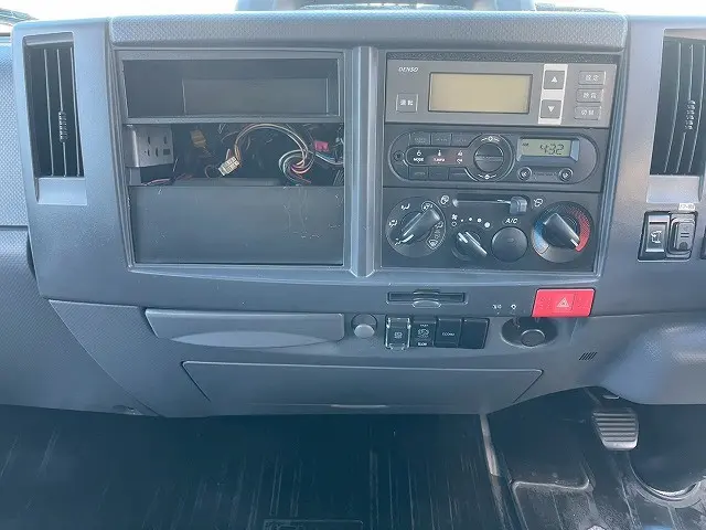 いすゞ エルフ 2RG-NPR88AN(未入力/関係無)の写真26