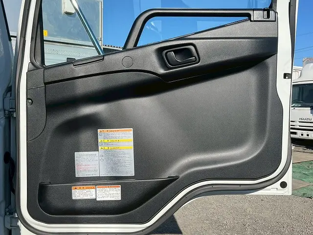 三菱 ファイター 2KG-FK65F(未入力/関係無)の写真18