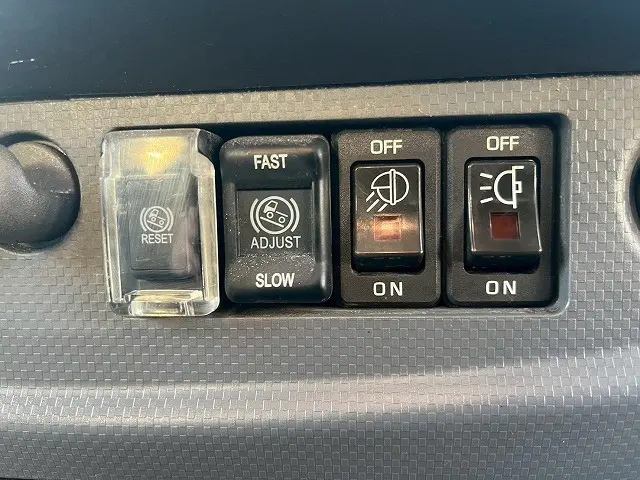 いすゞ フォワード 2RG-FRR90T2(未入力/関係無)の写真28