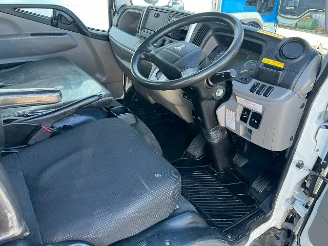 三菱 キャンター TPG-FDA20(4WD)の写真17