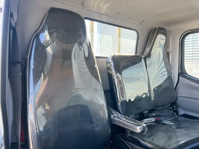 三菱 キャンター TPG-FDA20(4WD)の写真18