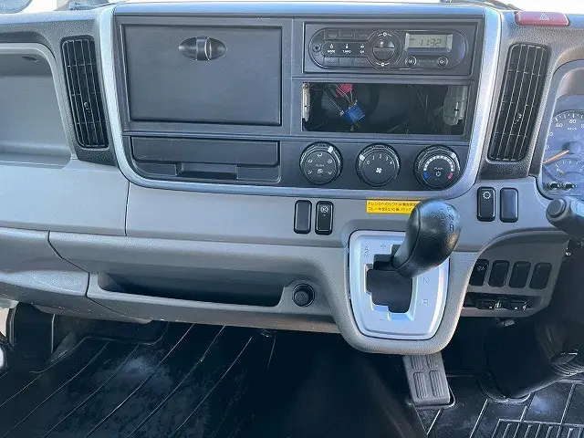 三菱 キャンター TPG-FDA20(4WD)の写真26