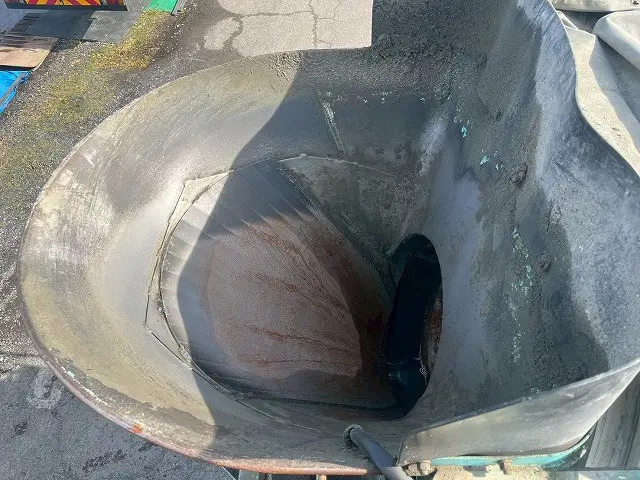 6×4★3軸2デフ!GVW20トンクラス!H27-増トンフォワード・コンクリートミキサー車|いすゞ フォワード QDG-FVZ34U2(6x4)の写真11