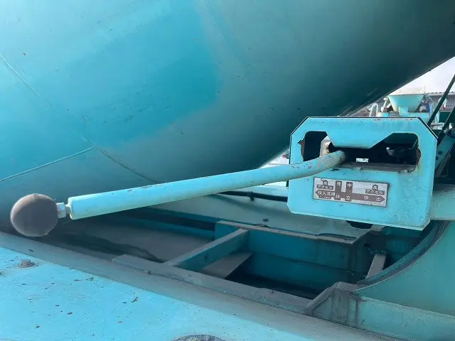 いすゞ フォワード QDG-FVZ34U2(6x4)の写真14