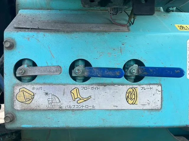 いすゞ フォワード QDG-FVZ34U2(6x4)の写真16