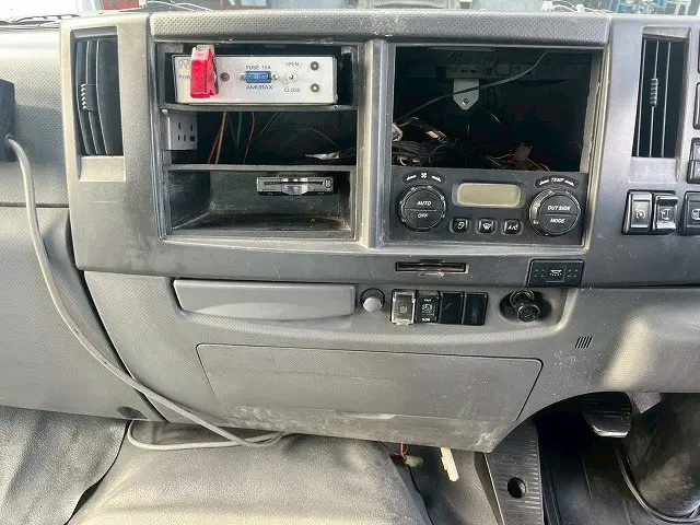 いすゞ フォワード QDG-FVZ34U2(6x4)の写真28