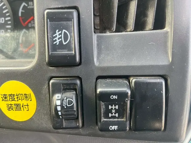 いすゞ フォワード QDG-FVZ34U2(6x4)の写真31