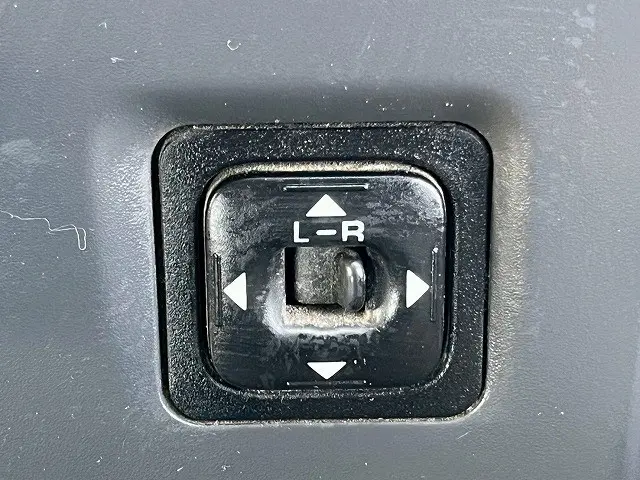 いすゞ フォワード QDG-FVZ34U2(6x4)の写真32