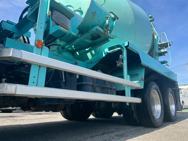 いすゞ フォワード QDG-FVZ34U2(6x4)の写真36