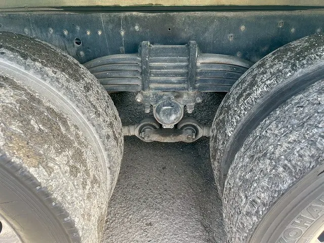 いすゞ フォワード QDG-FVZ34U2(6x4)の写真46