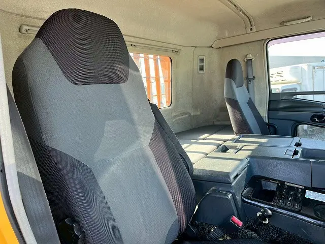 三菱 スーパーグレート QKG-FU54VZ(6x2)の写真17