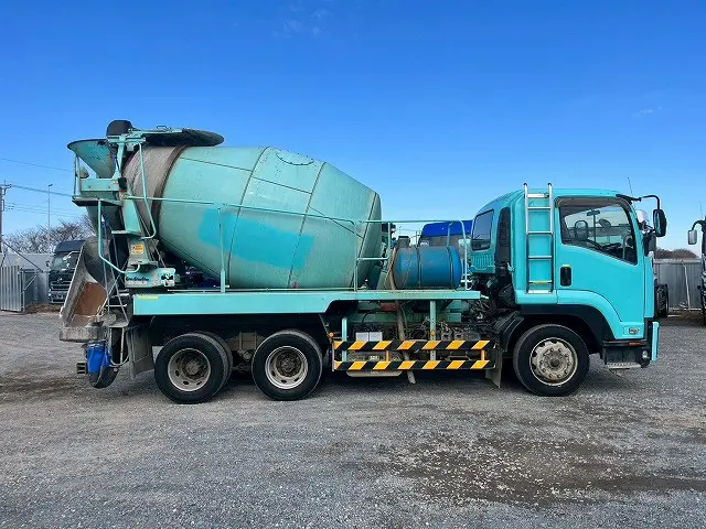 6×4！3軸2デフ！GVW20トン級！H26-増トンフォワード・コンクリートミキサー車|いすゞ フォワード QDG-FVZ34U2(6x4)の写真5