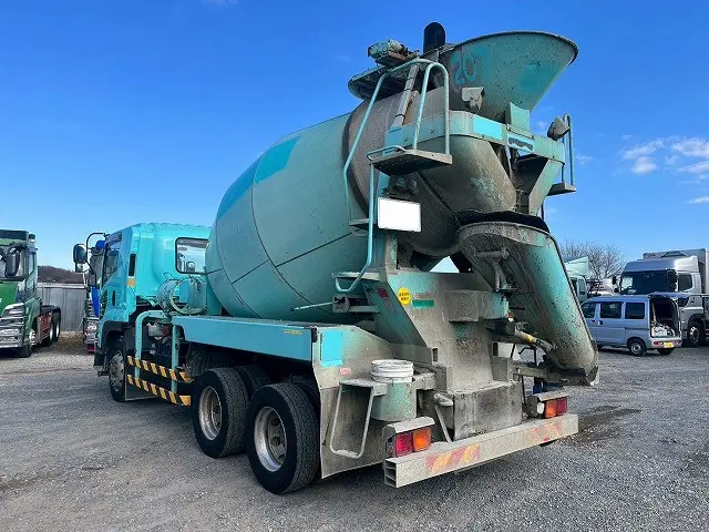 6×4！3軸2デフ！GVW20トン級！H26-増トンフォワード・コンクリートミキサー車|いすゞ フォワード QDG-FVZ34U2(6x4)の写真8