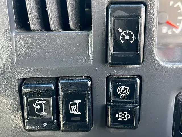 いすゞ フォワード QDG-FVZ34U2(6x4)の写真30