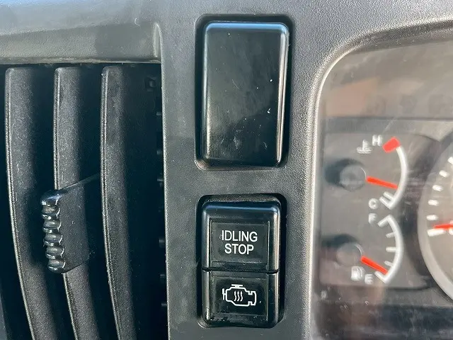 いすゞ フォワード QDG-FVZ34U2(6x4)の写真31